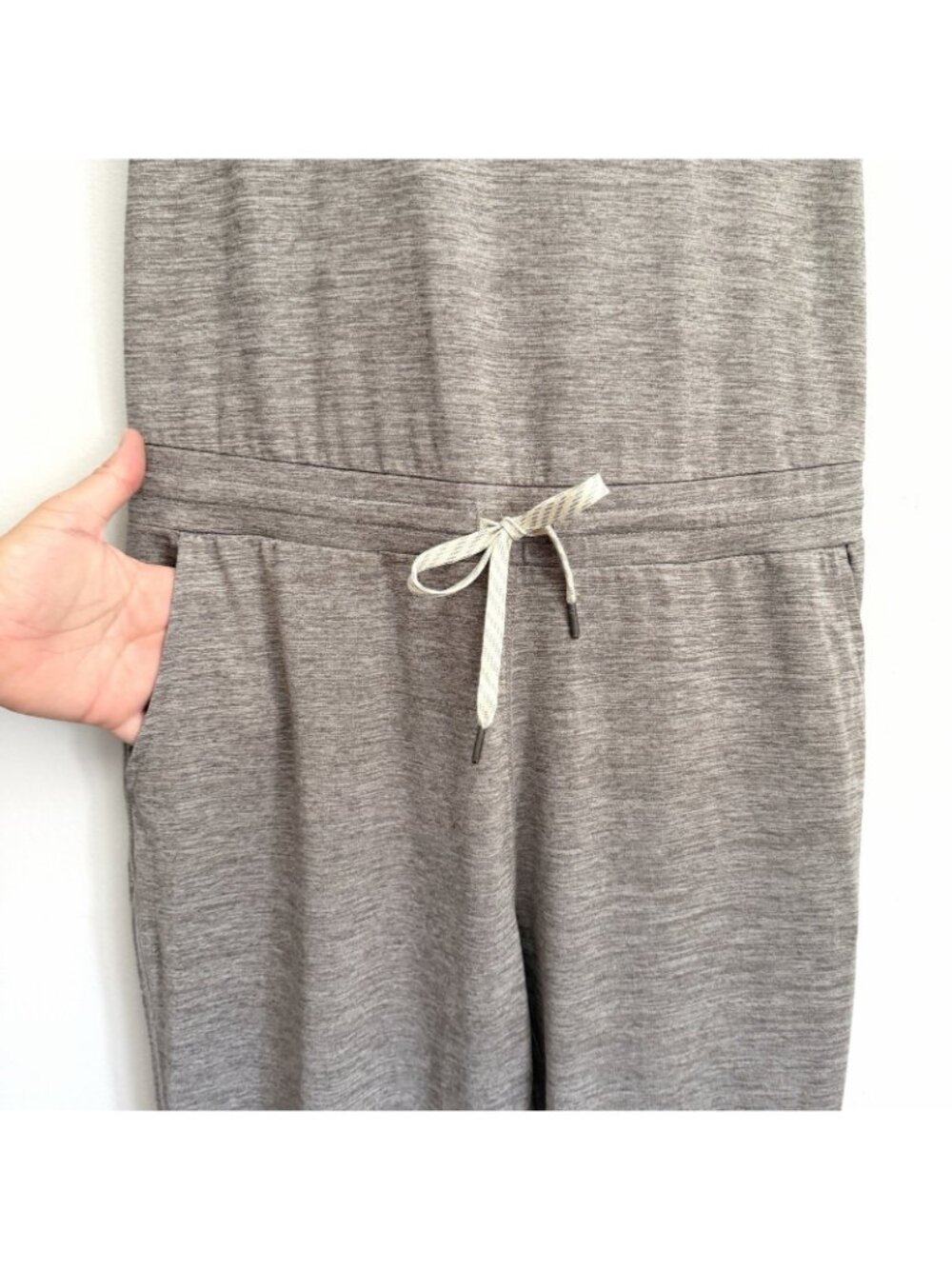 Vuori Lux Harem Jumpsuit Brown Gray Sleeveless Elastic Waist Active Size Large - Picture 4 of 8